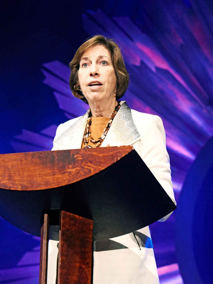 Ellen Ochoa